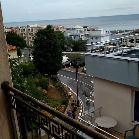Къща За Гости Б3 Guest house